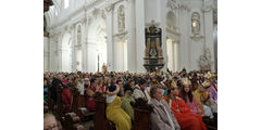 Aussendung der Sternsinger im Hohen Dom zu Fulda (Foto: Karl-Franz Thiede)